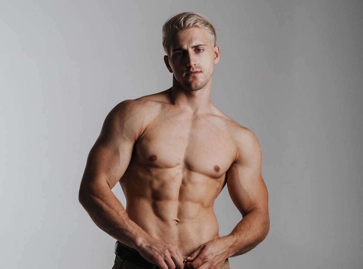 A man with four-pack ab